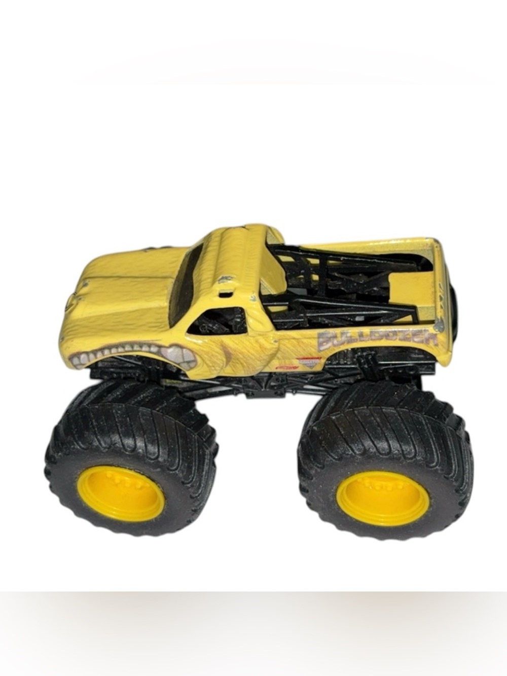 HOT WHEELS MONSTER JAM BULLDOZER YELLOW RIMS
